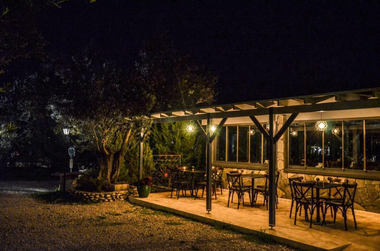 Ergul Motel Küçükkuyu Exterior photo