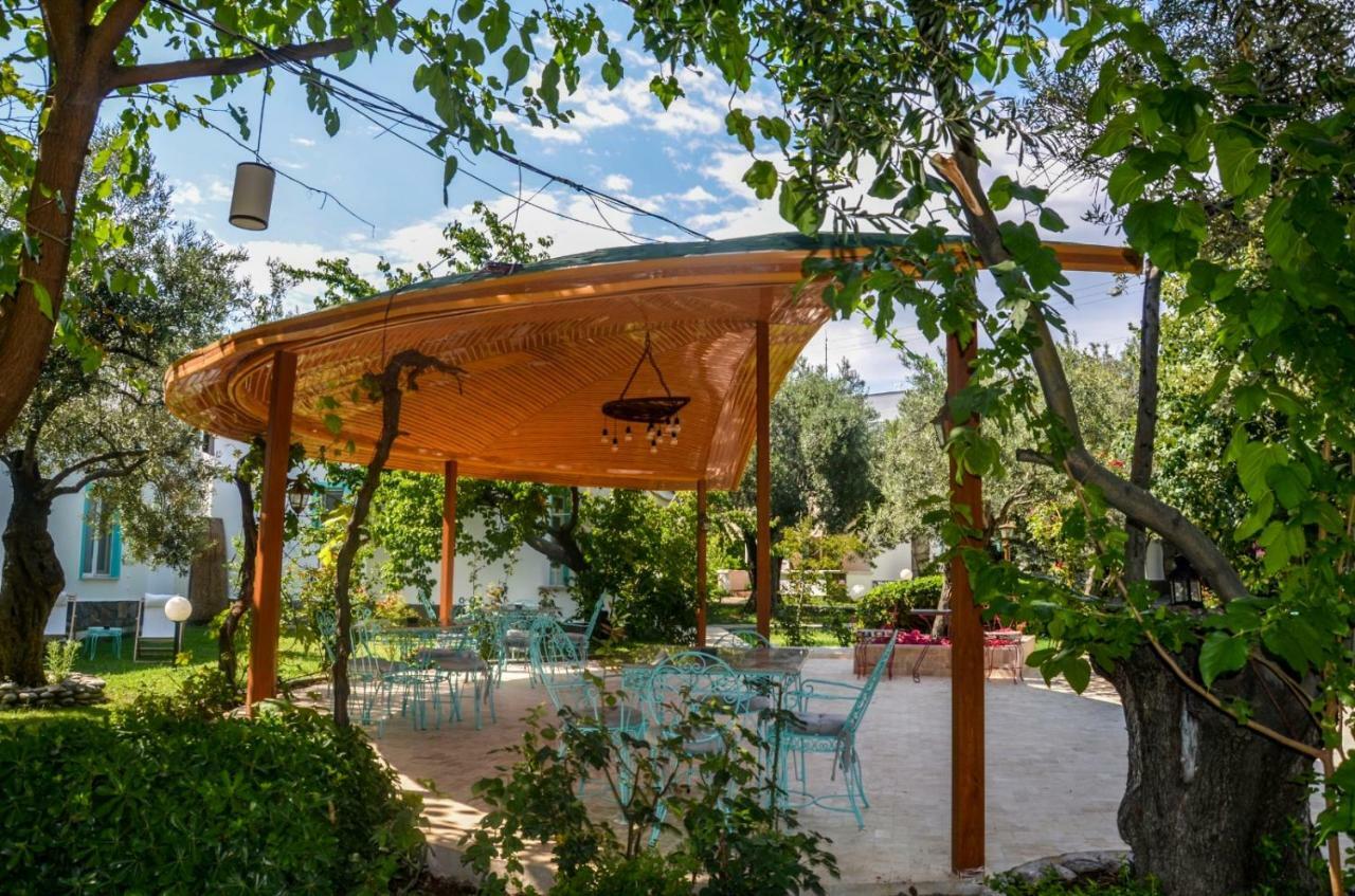 Ergul Motel Küçükkuyu Exterior photo
